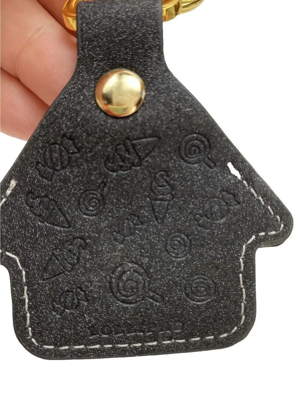 AirTag Keychain Holder with Protective Film Covers New Secure Stylish Accessory